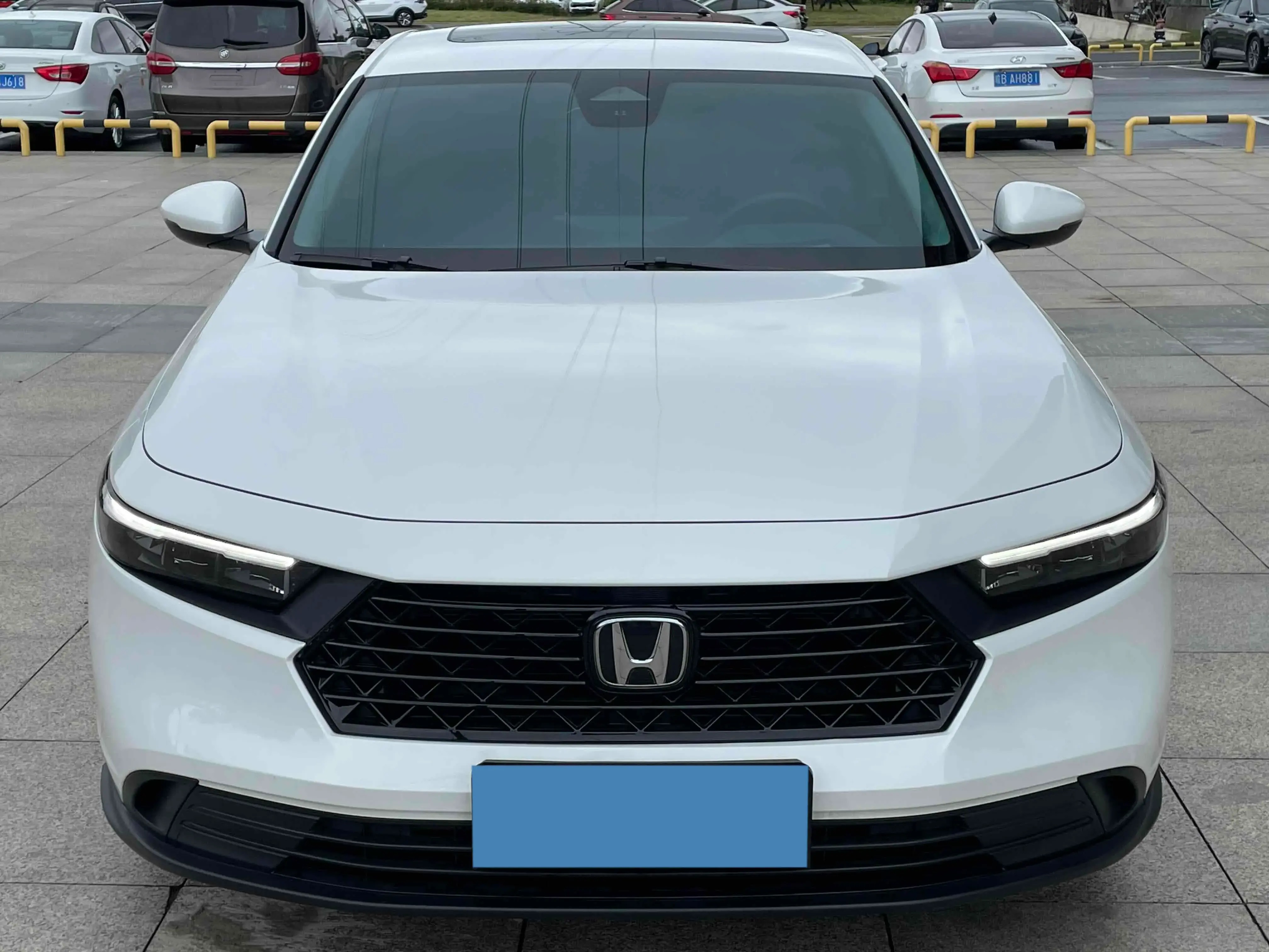 2023 HONDA ACCORD thumbnail 2