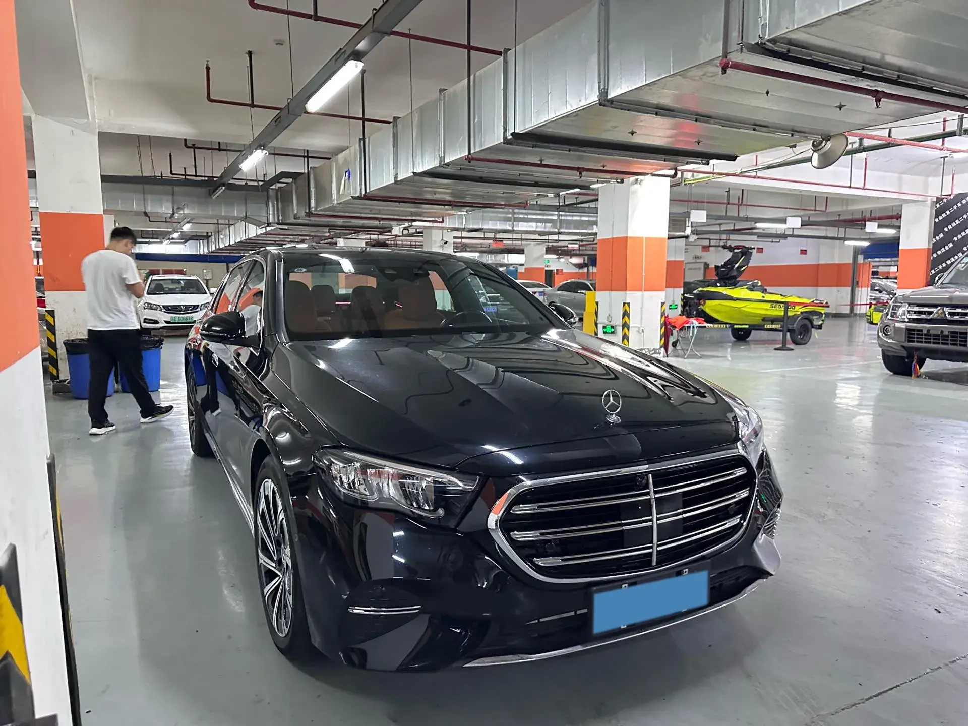 2025 MERCEDES-BENZ E thumbnail 3