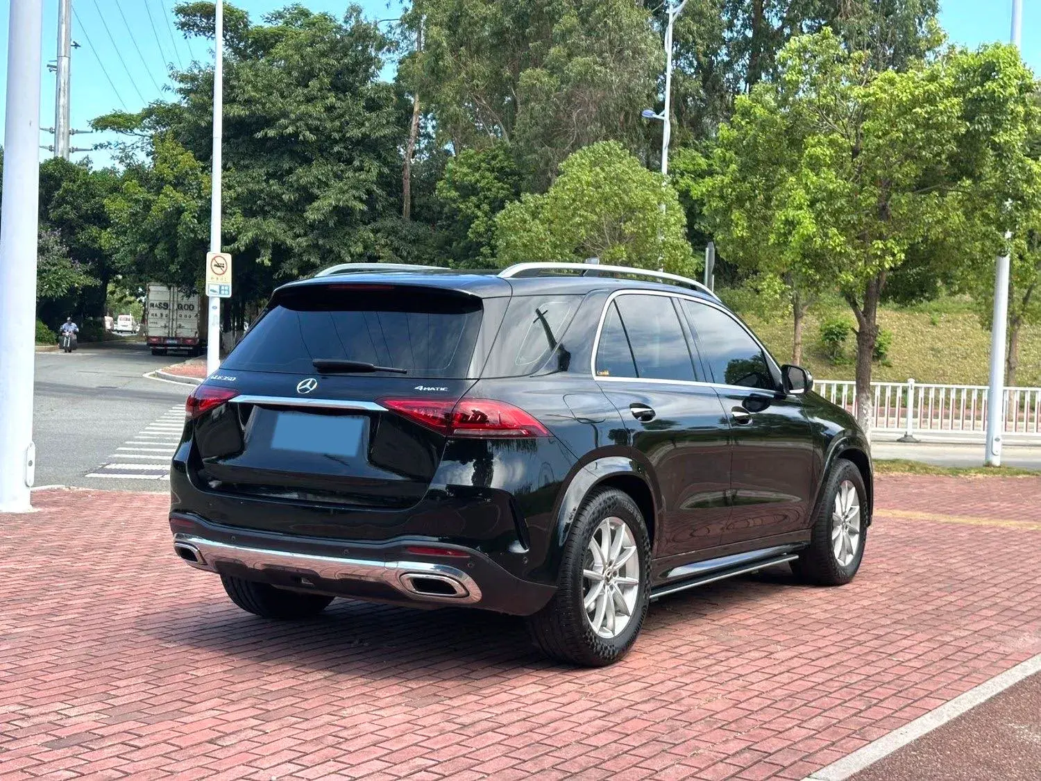 2021 MERCEDES-BENZ GLE thumbnail 4