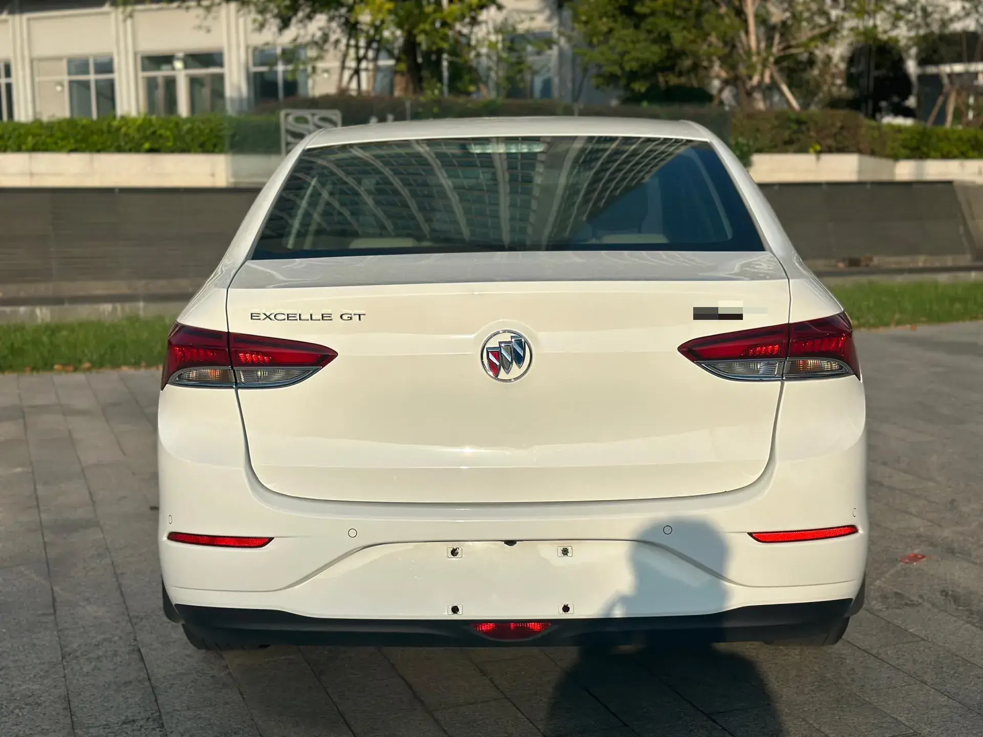 2020 BUICK REGAL thumbnail 4