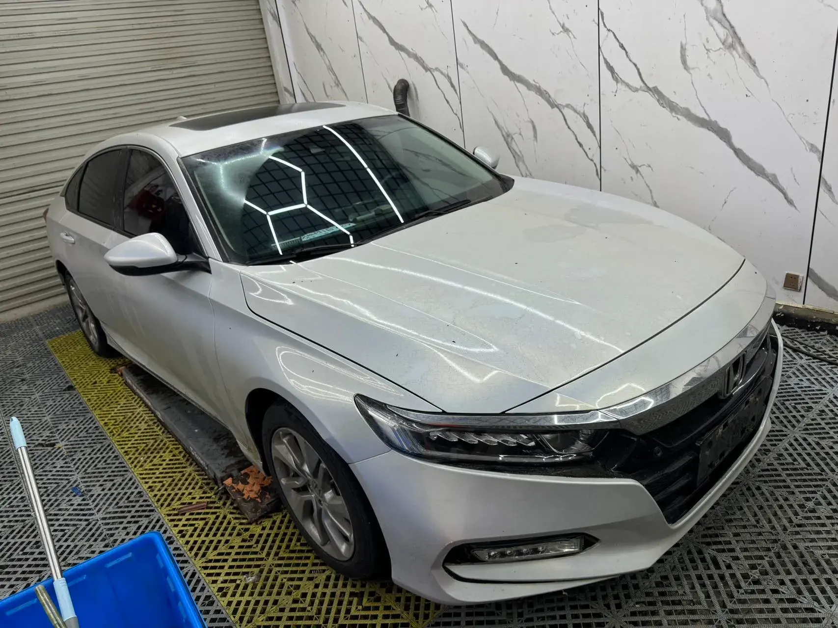 2018 HONDA ACCORD thumbnail 3