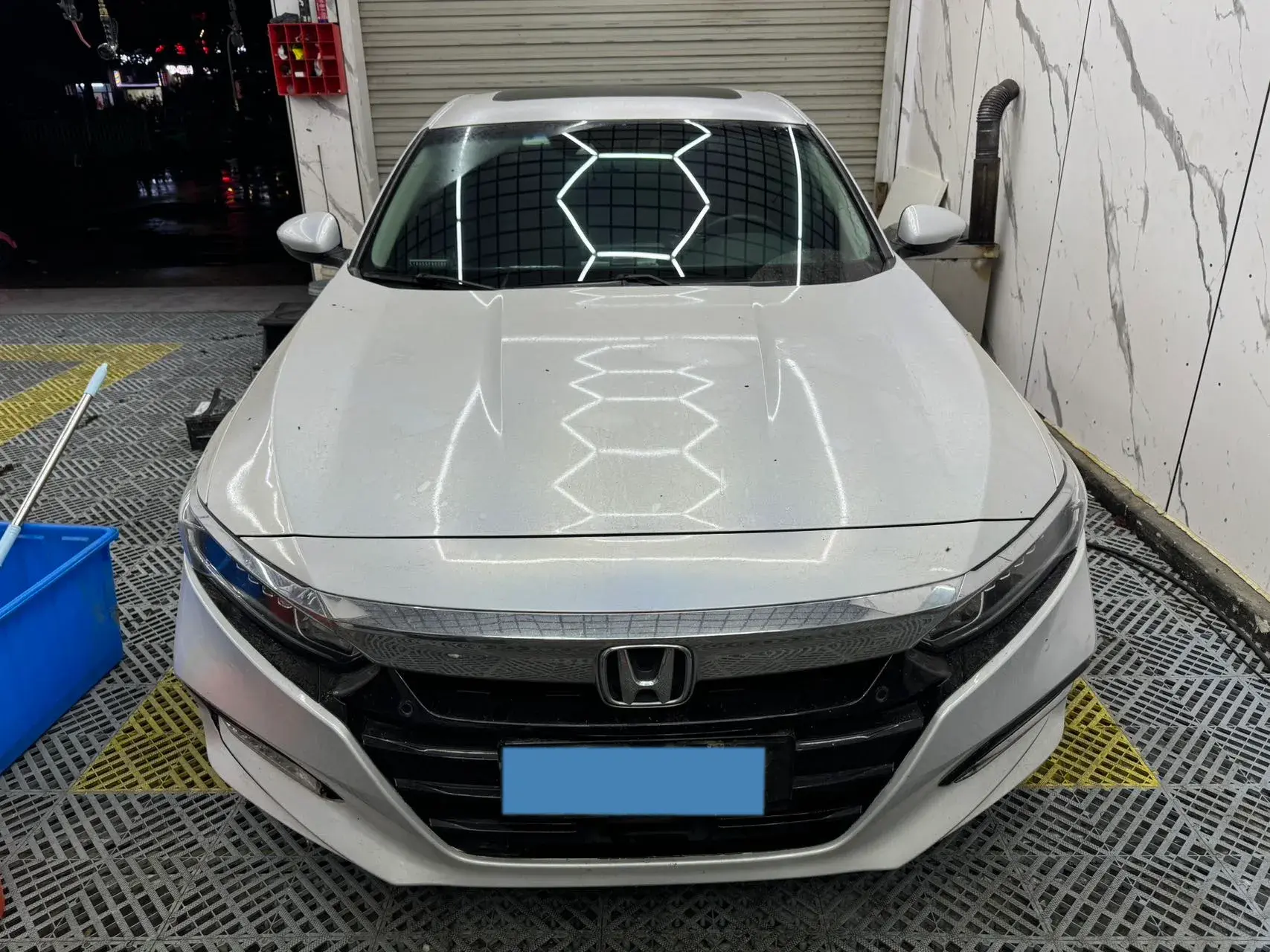 2018 HONDA ACCORD thumbnail 2