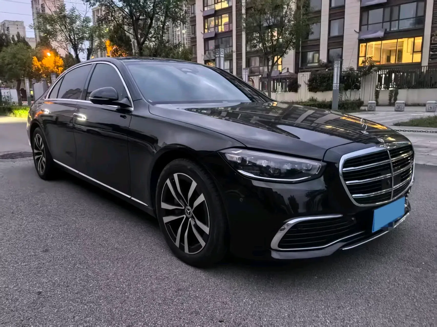2022 MERCEDES-BENZ S thumbnail 3