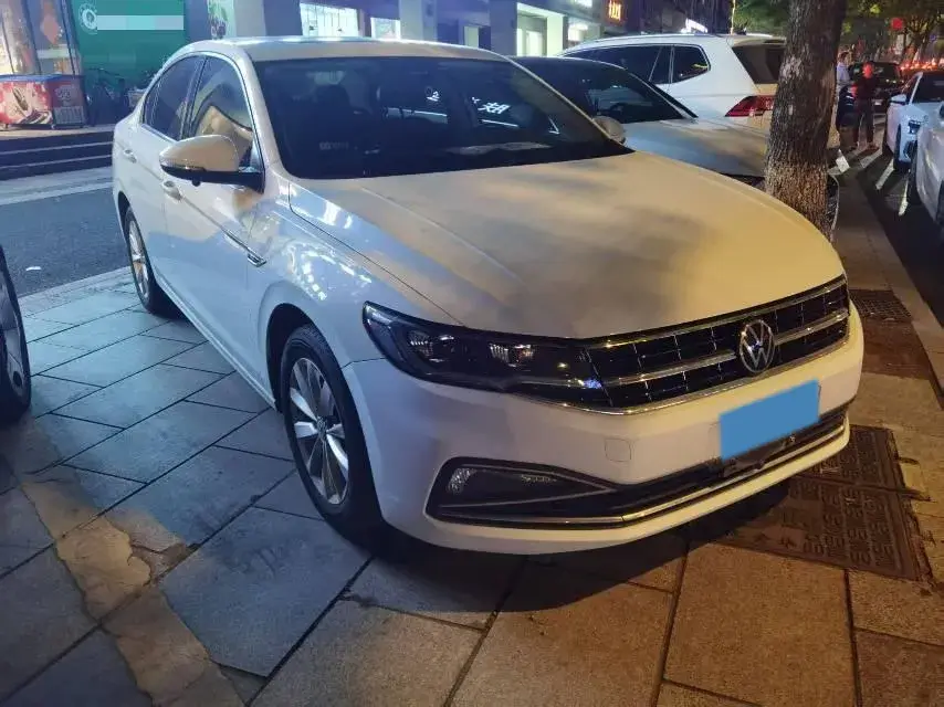 2021 VOLKSWAGEN BORA thumbnail 2