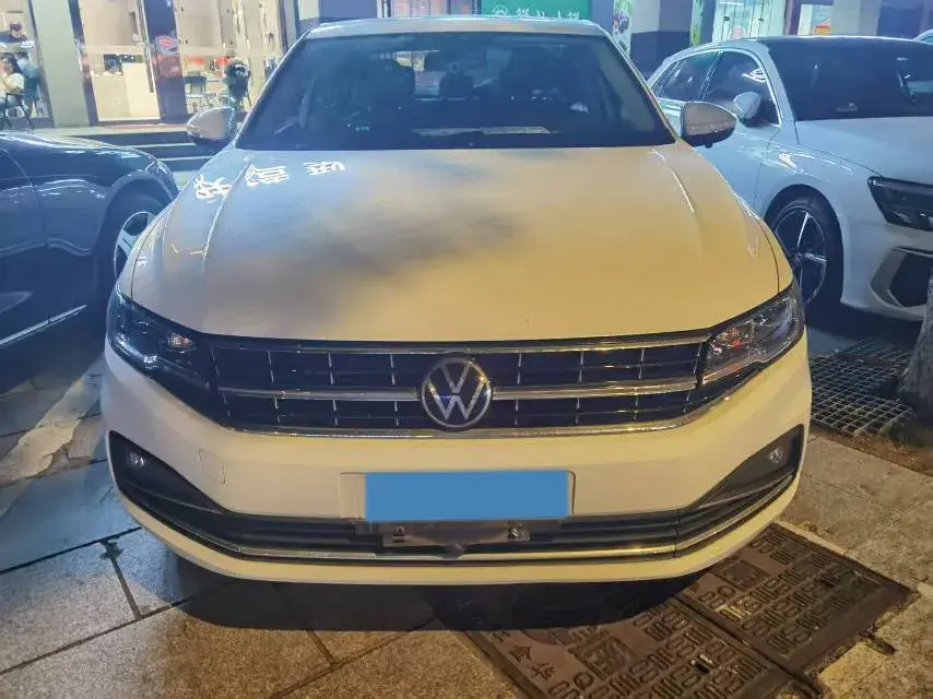 2021 VOLKSWAGEN BORA thumbnail 3