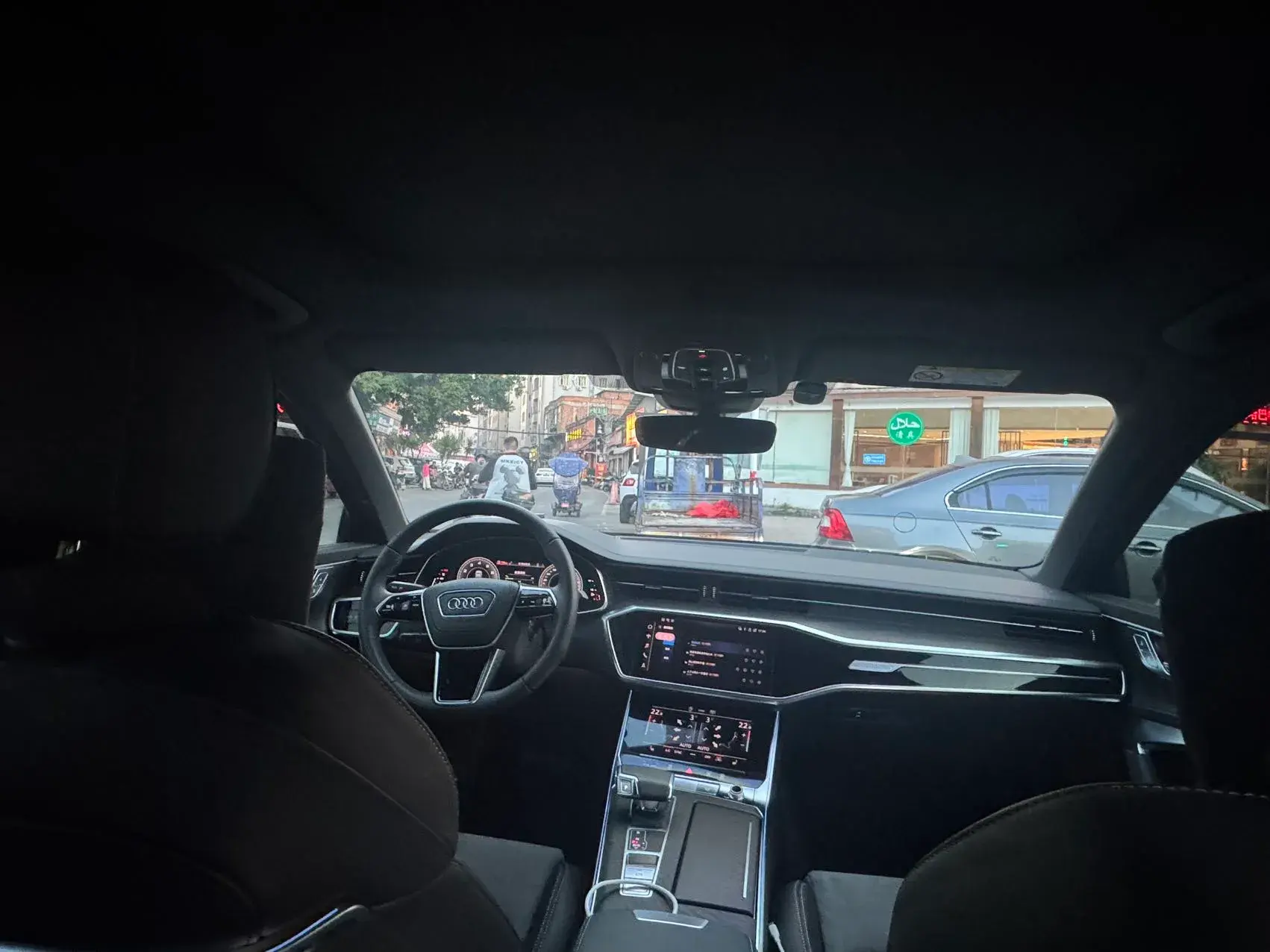 2024 AUDI A6L thumbnail 4