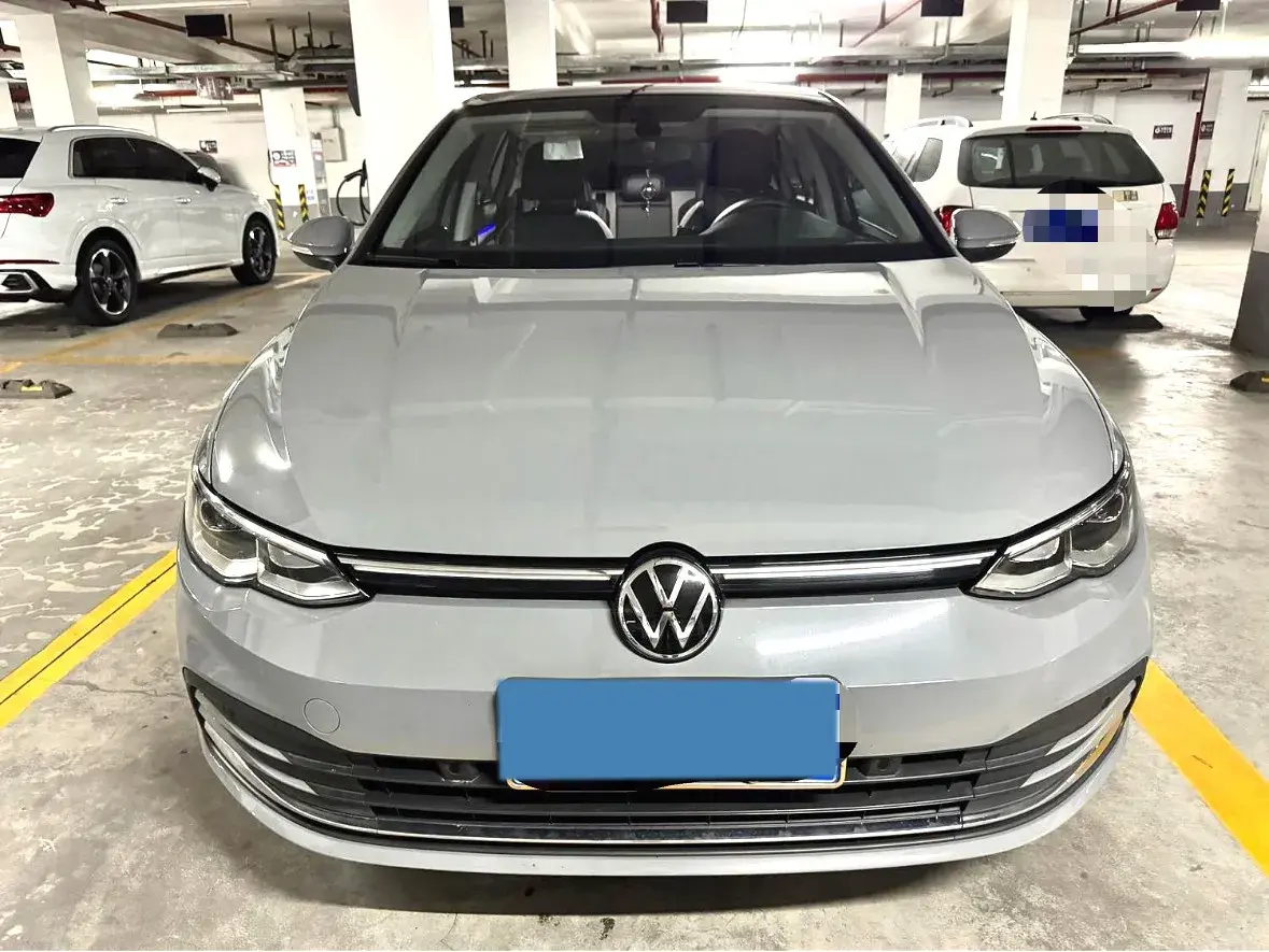 2021 VOLKSWAGEN GOLF thumbnail 2