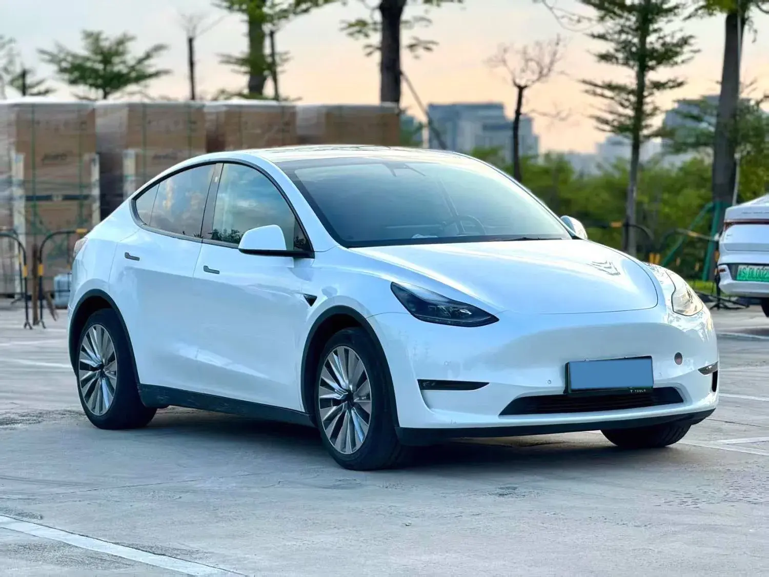 2021 TESLA MODEL thumbnail 2