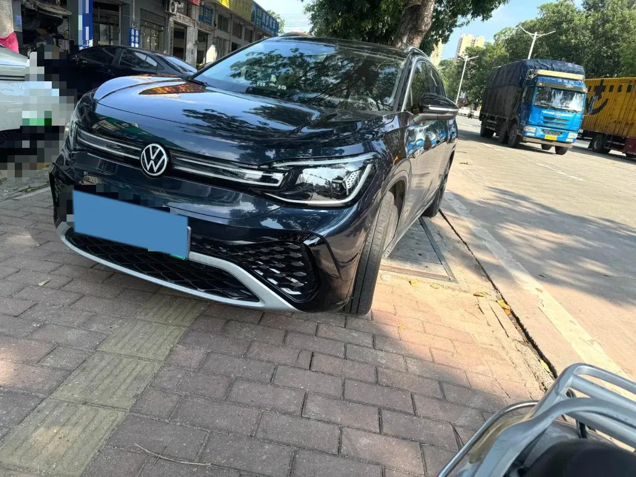 2021 VOLKSWAGEN ID.6 view 1