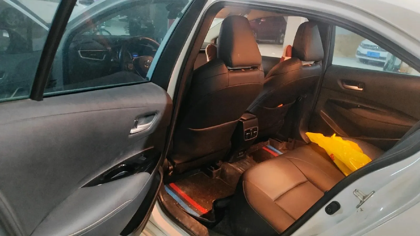 2021 Toyota Paptor 2.0L 171HP L4 CVT,autocango,china used car exporter,china ev exporter,chinese used car exporter,chinese used ev exporter