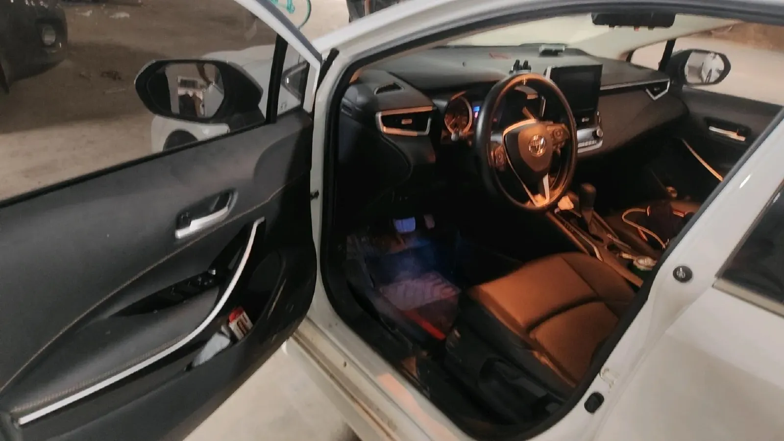 2021 Toyota Paptor 2.0L 171HP L4 CVT,autocango,china used car exporter,china ev exporter,chinese used car exporter,chinese used ev exporter