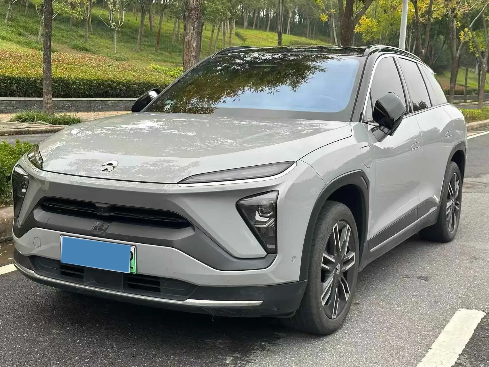 2020 NIO ES6 view 1