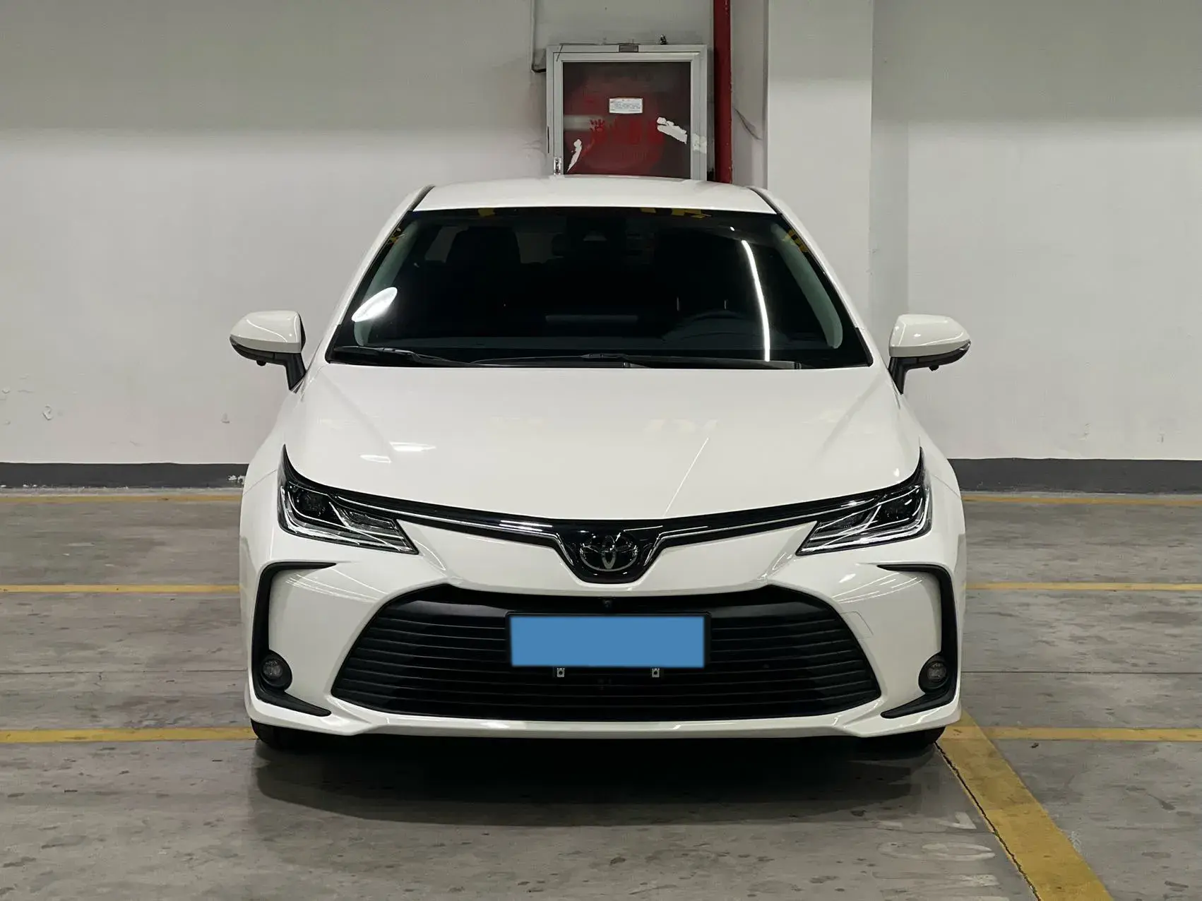 2022 TOYOTA COROLLA thumbnail 2