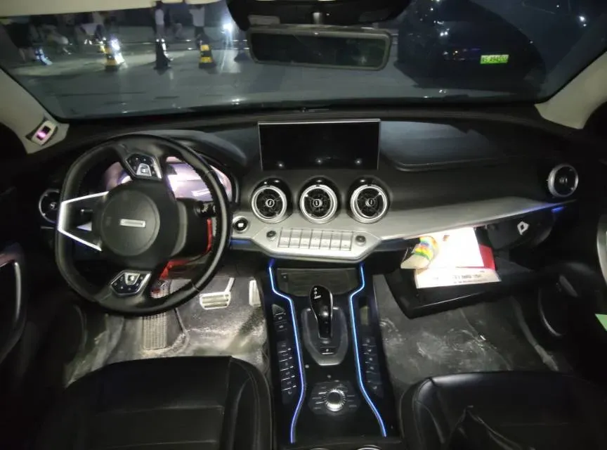 2020 WEY VV7 GT 2.0T 227HP L4 7DCT,autocango,china used car exporter,china ev exporter,chinese used car exporter,chinese used ev exporter