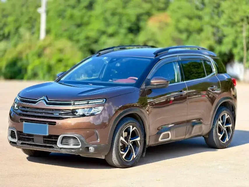 2017 CITROEN C5 view 1
