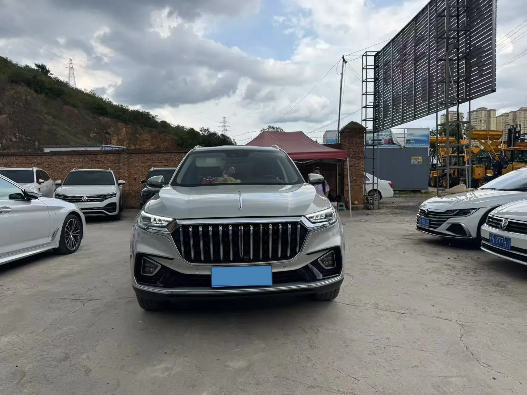 2022 HONGQI HS5 thumbnail 2