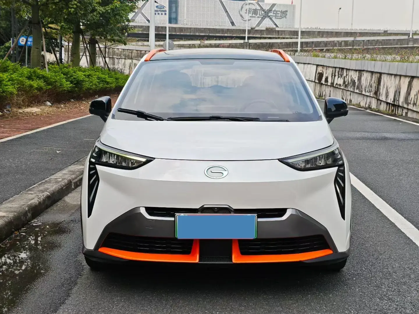 2022 AION Y thumbnail 2