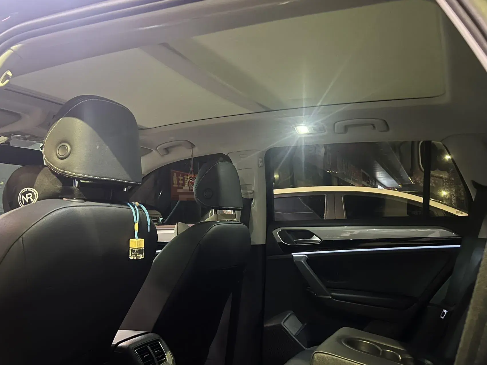 2020 VOLKSWAGEN TAYRON thumbnail 4