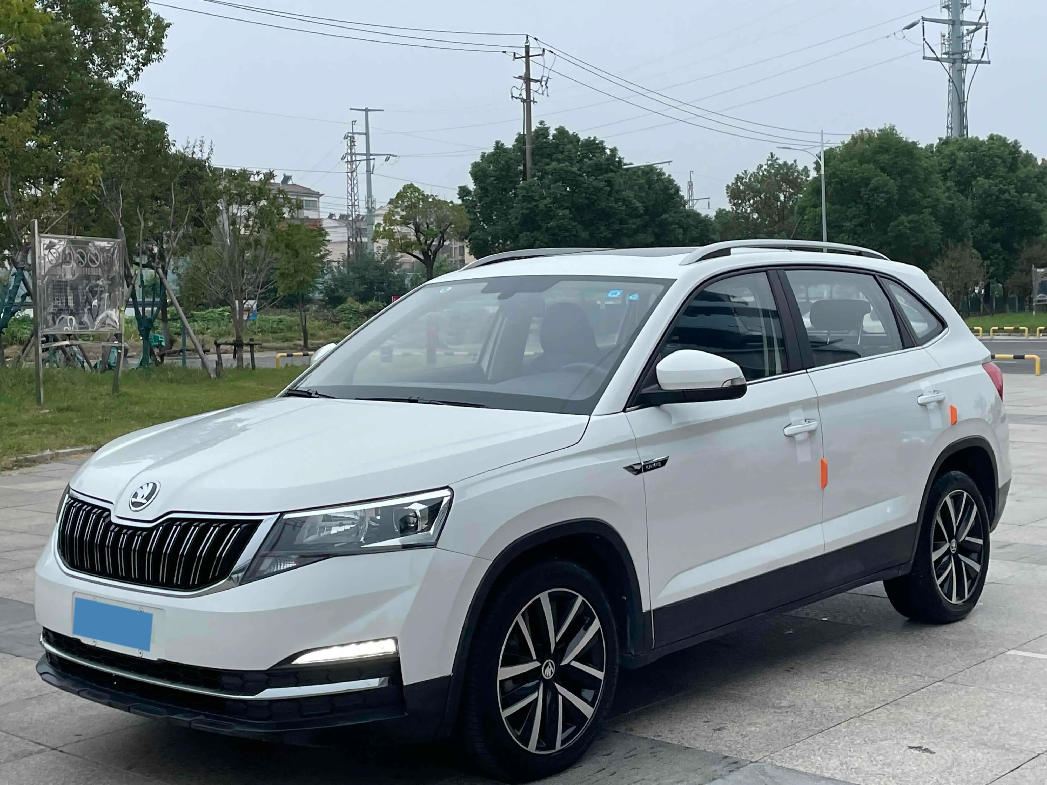 2018 SKODA KAMIQ view 1