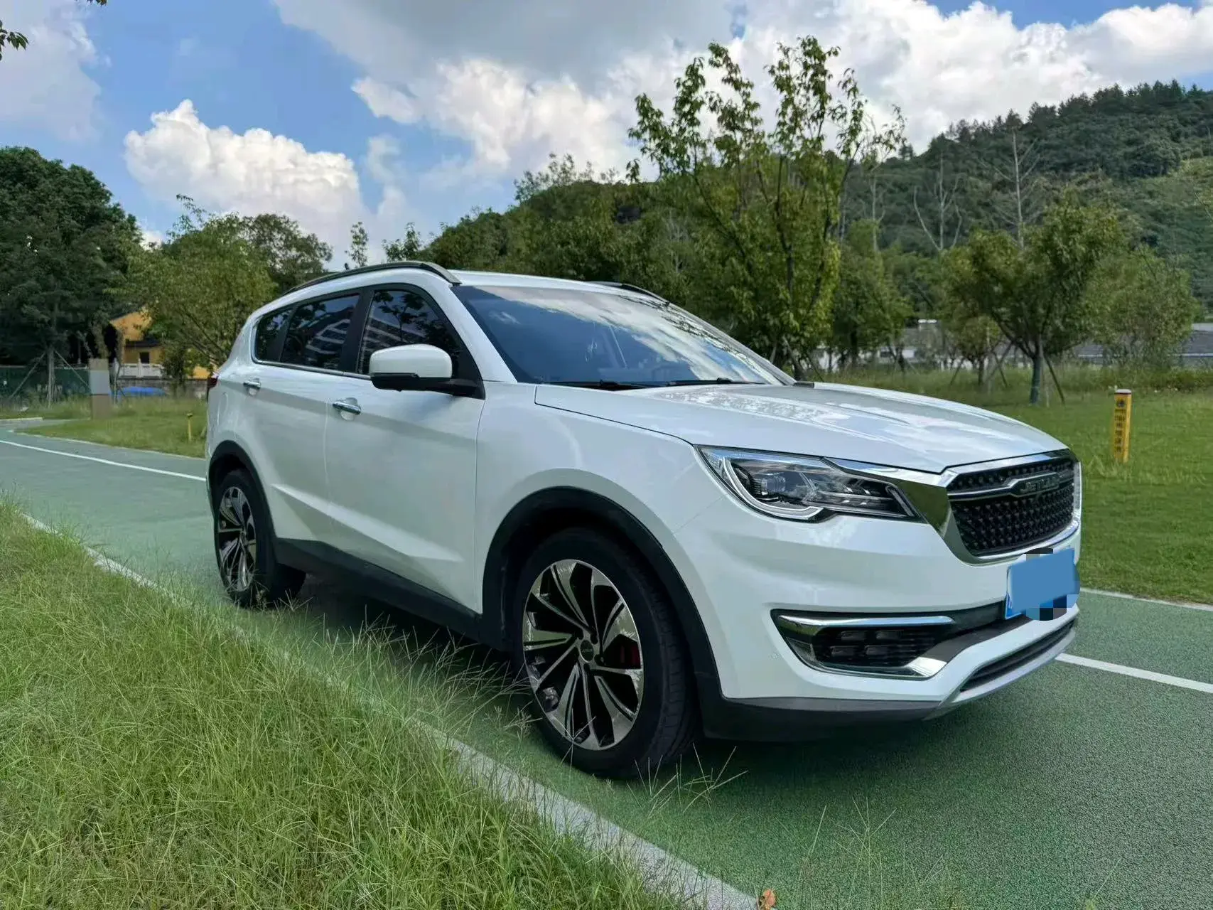 2019 JETOUR X70S thumbnail 2