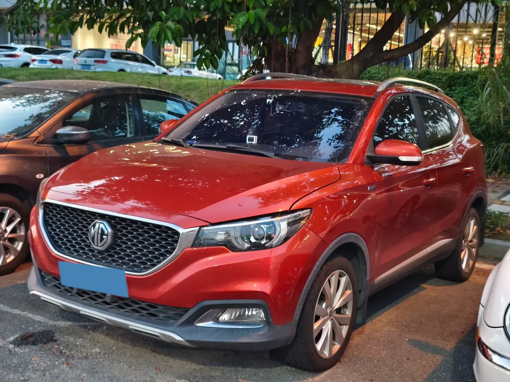 2017 MG ZS view 1