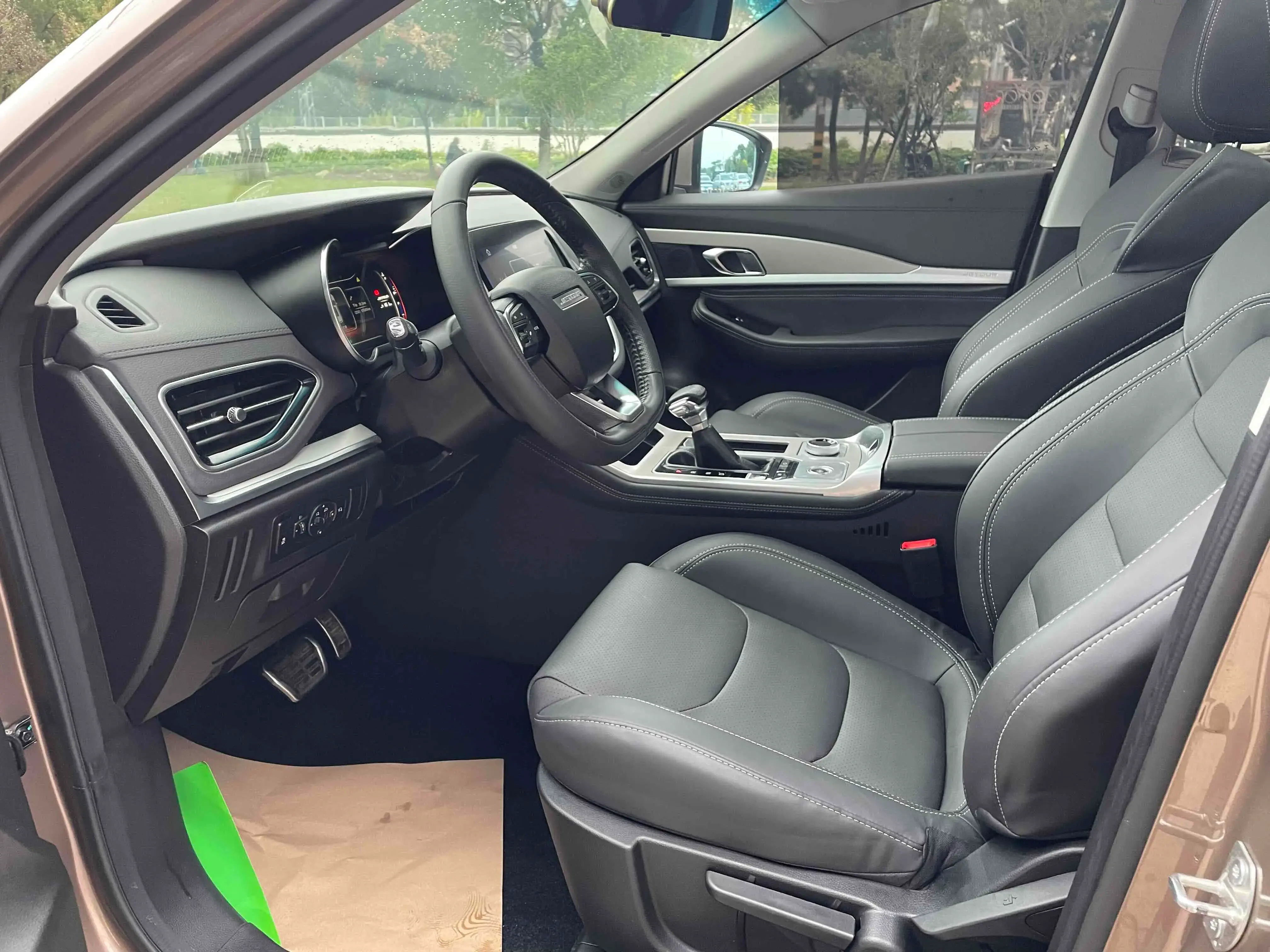 2019 JETOUR X70 thumbnail 4