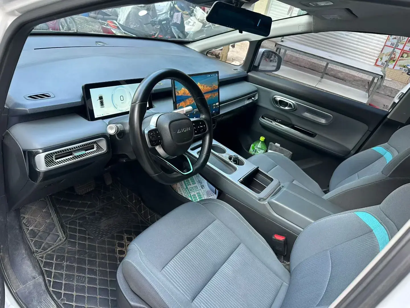 2023 AION Y thumbnail 2