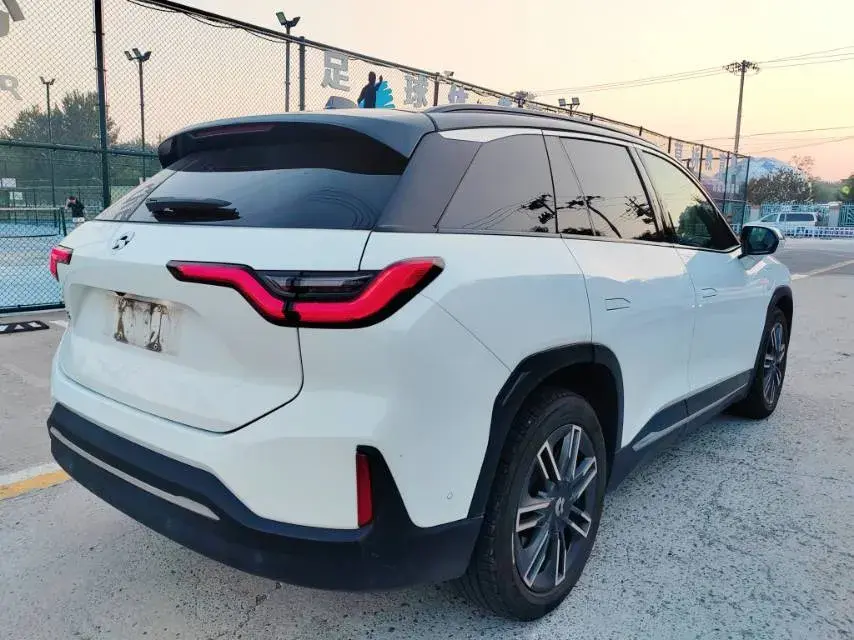 2020 NIO ES6 thumbnail 3