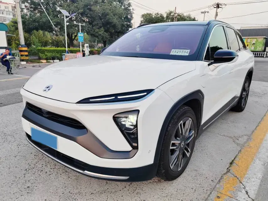 2020 NIO ES6 view 1