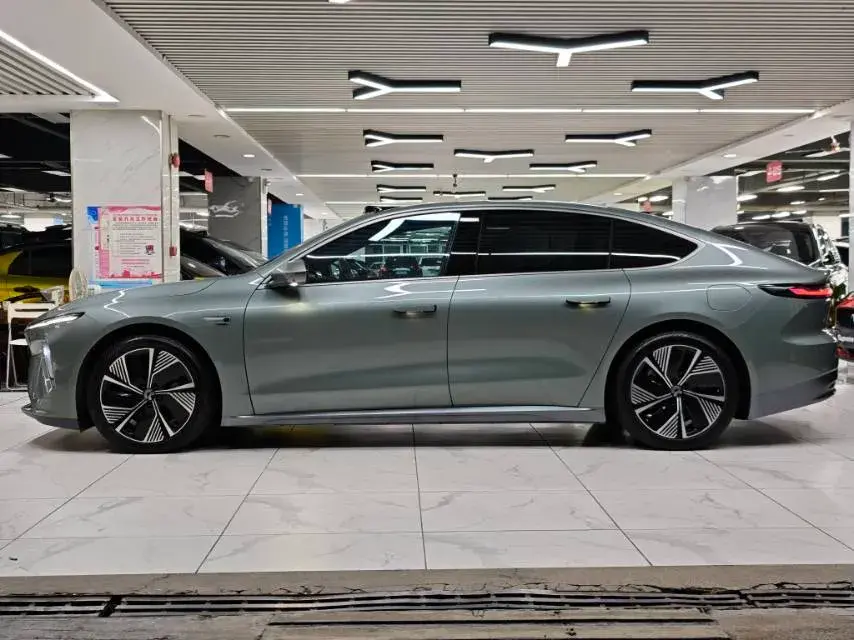 2021 VOLKSWAGEN ID.6 thumbnail 2