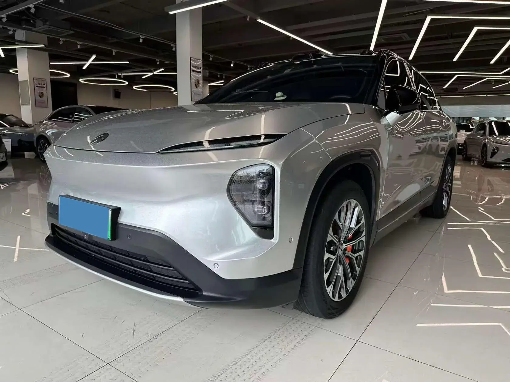 2022 NIO ES7 view 1