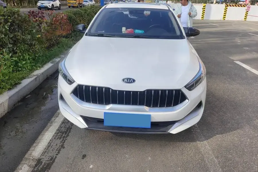 2020 KIA K3 thumbnail 3