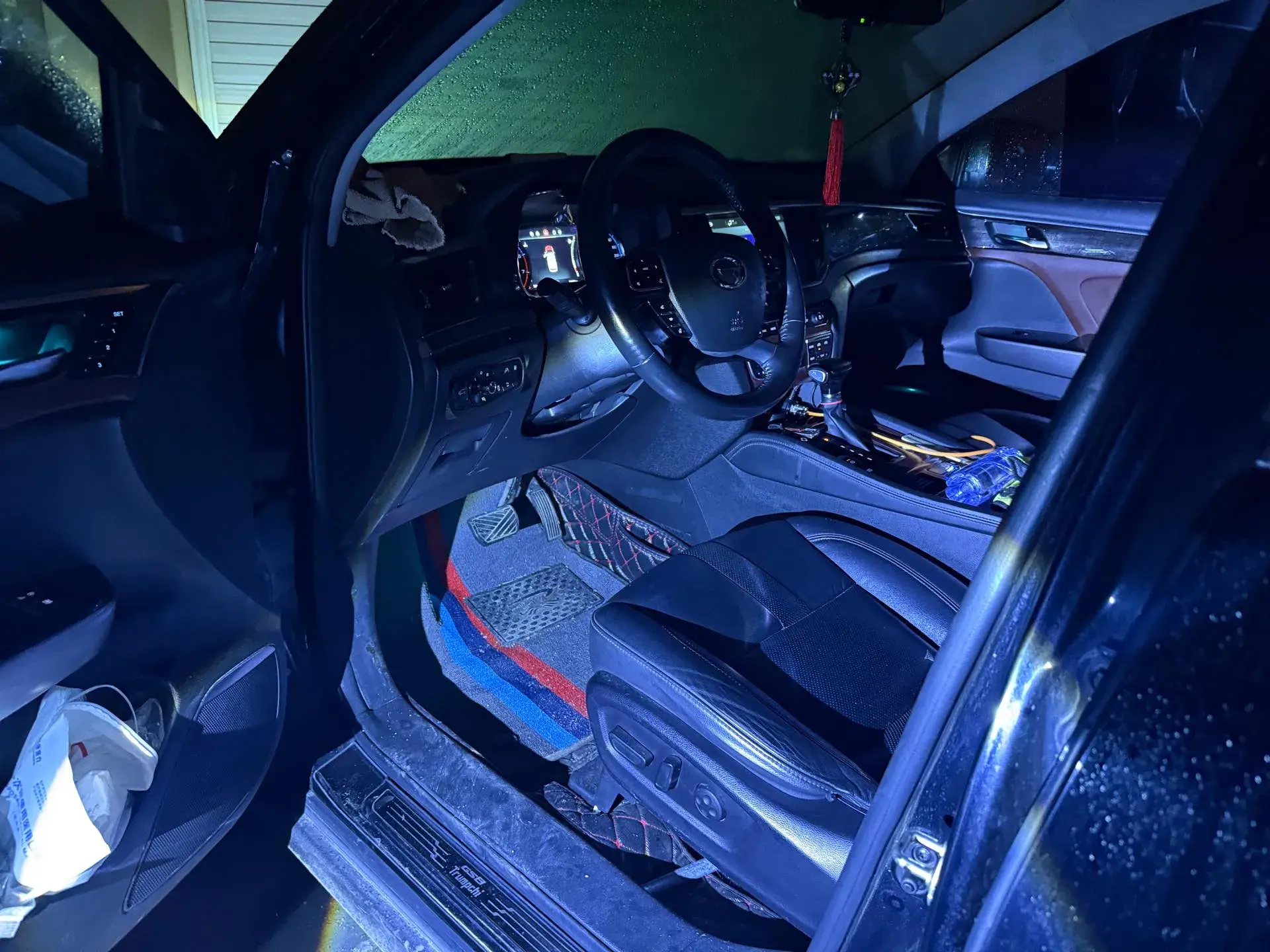 2017 GAC TRUMPCHI thumbnail 2