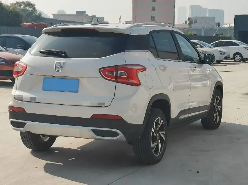 2017 BAOJUN 510 thumbnail 4