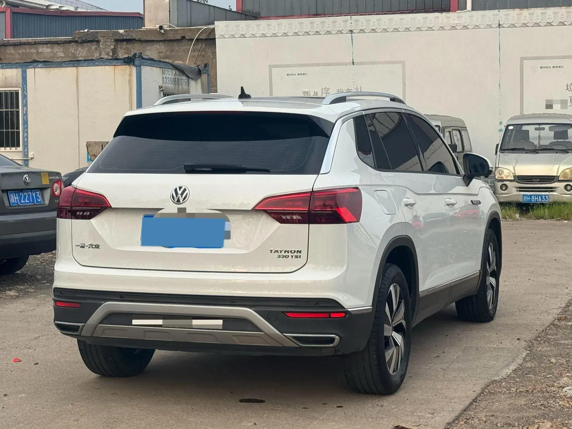 2020 VOLKSWAGEN TAYRON thumbnail 4