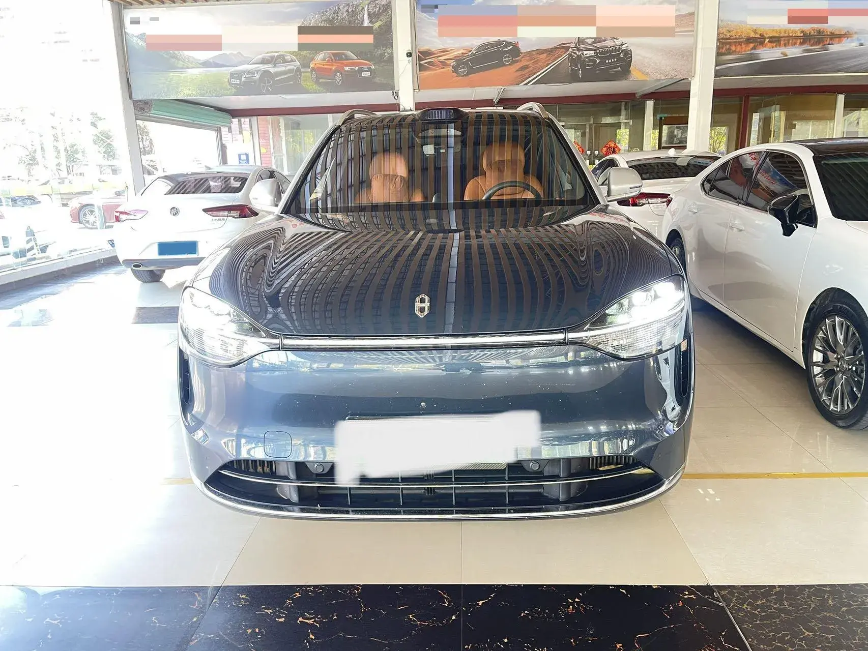 2025 AITO AITO thumbnail 2