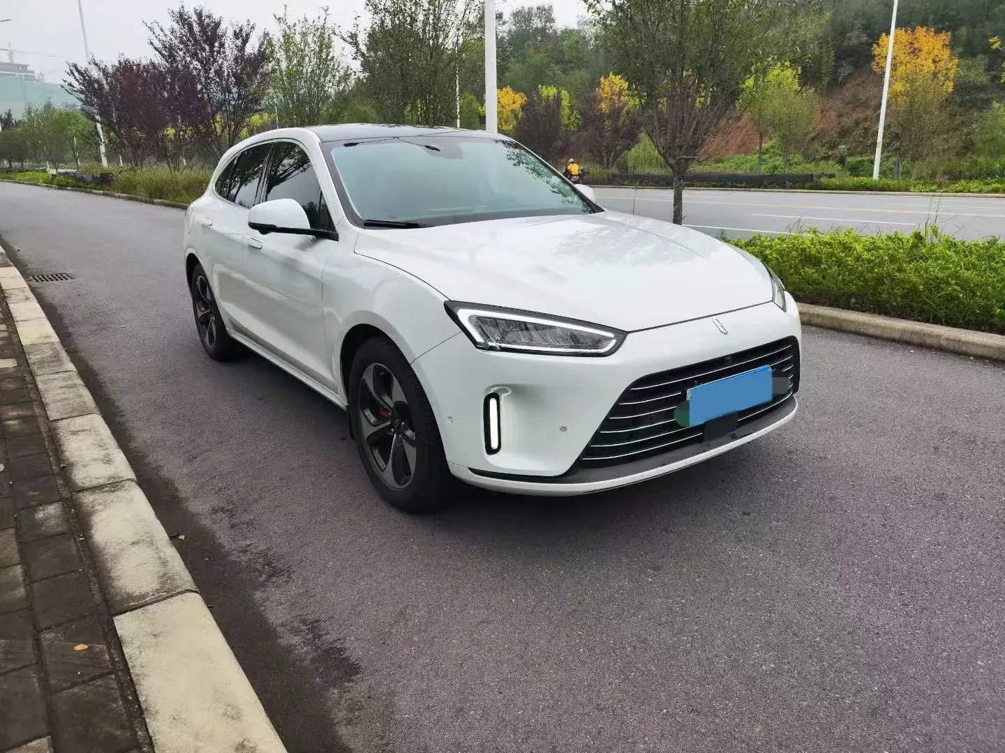 2022 AITO AITO thumbnail 3