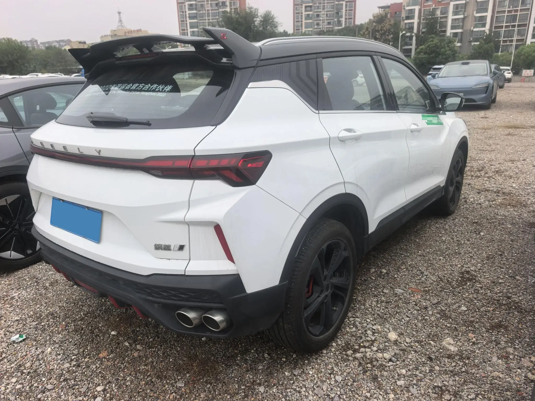 2022 GEELY COOLRAY thumbnail 4