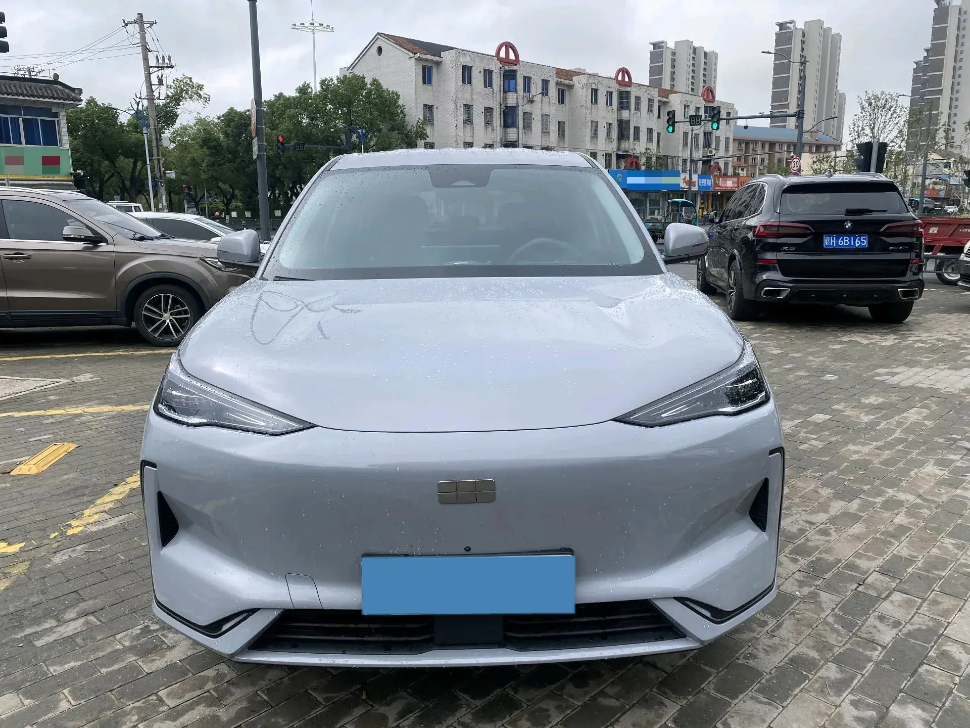 2024 GEELY GALAXY thumbnail 2