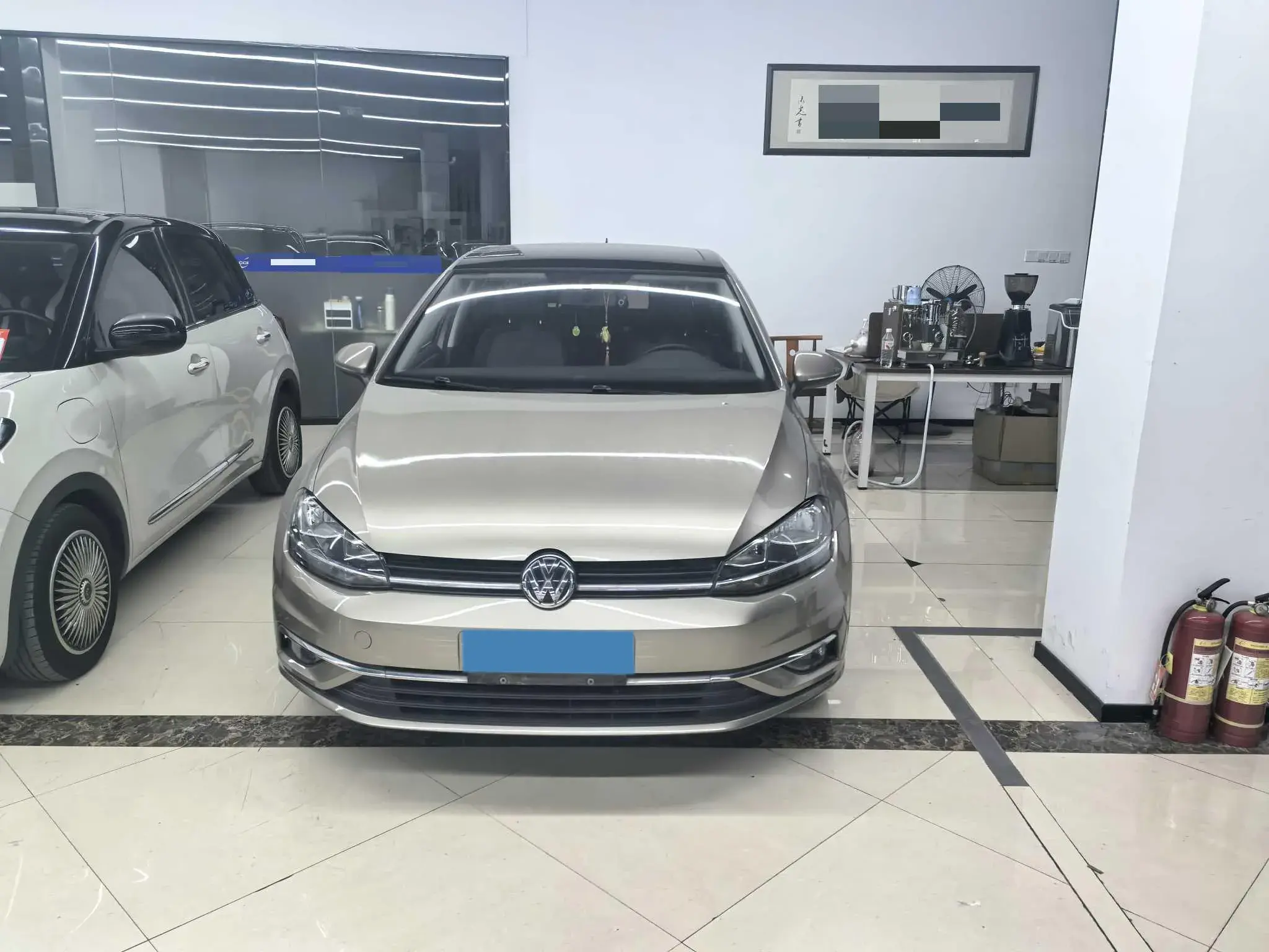 2019 VOLKSWAGEN GOLF thumbnail 3