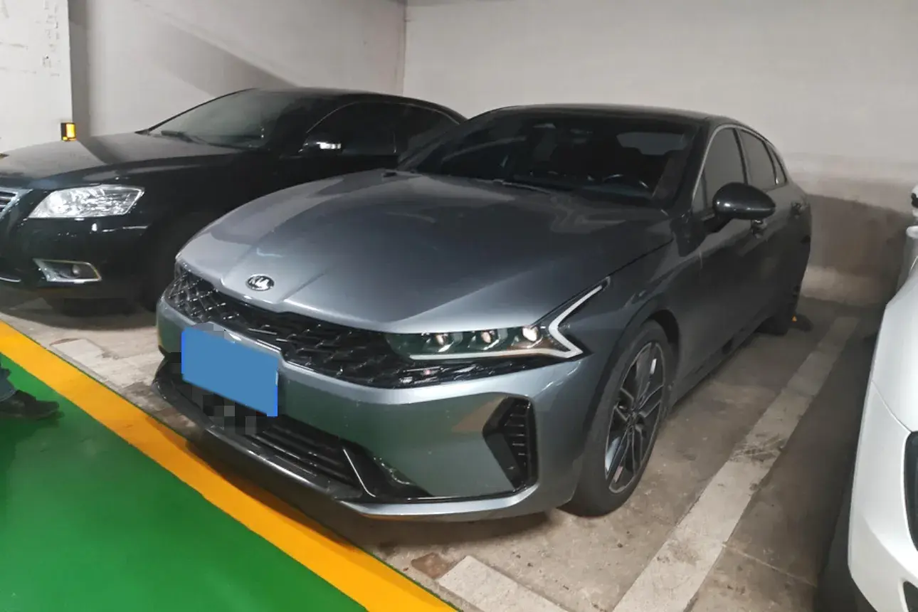 2020 KIA K5 view 1