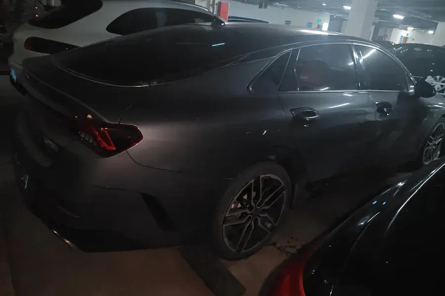 2020 KIA K5 thumbnail 2