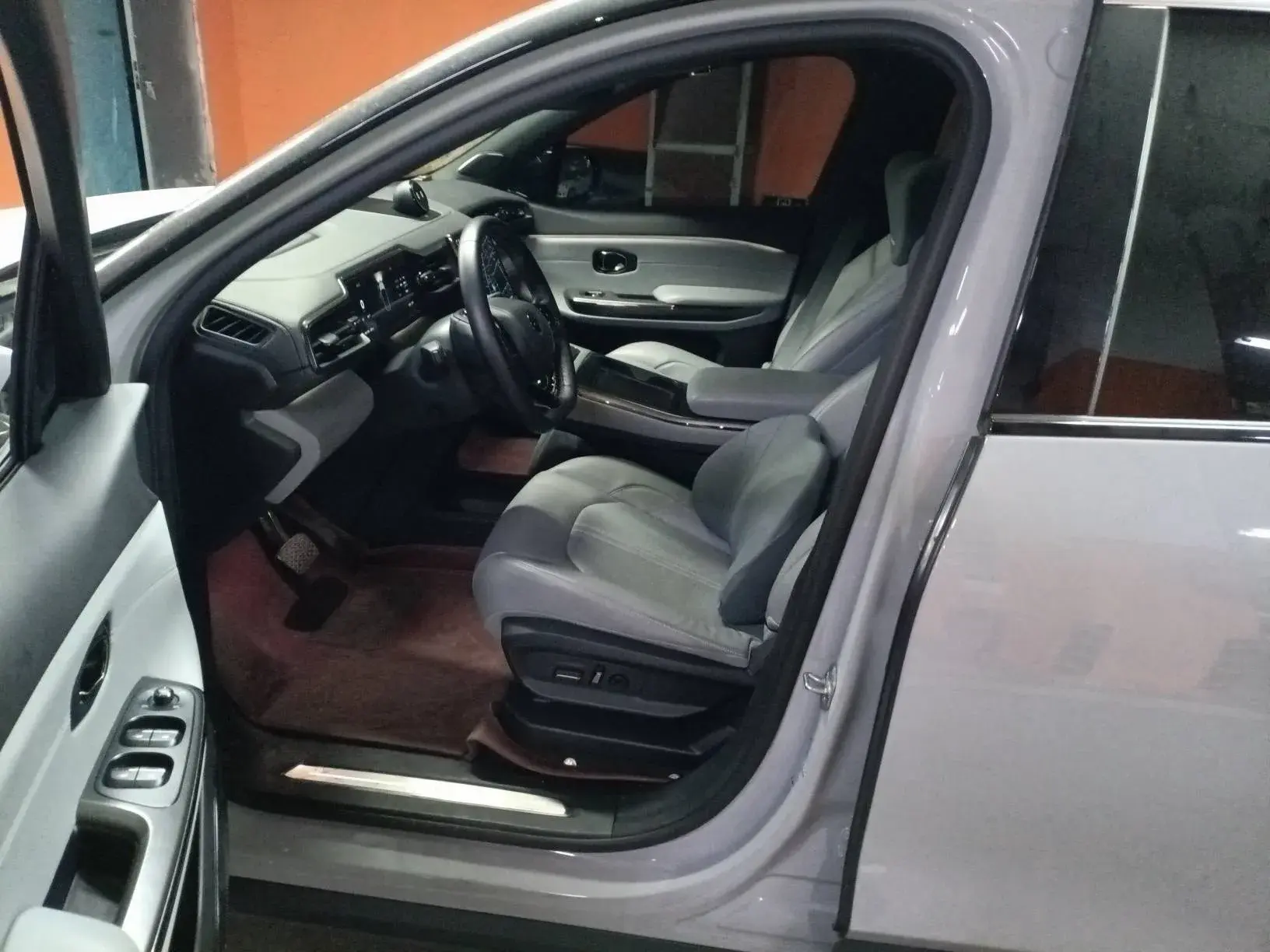 2020 NIO ES6 thumbnail 4