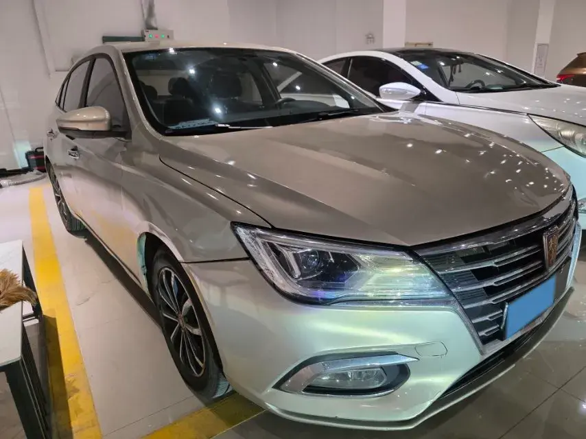 2019 ROEWE I5 thumbnail 2
