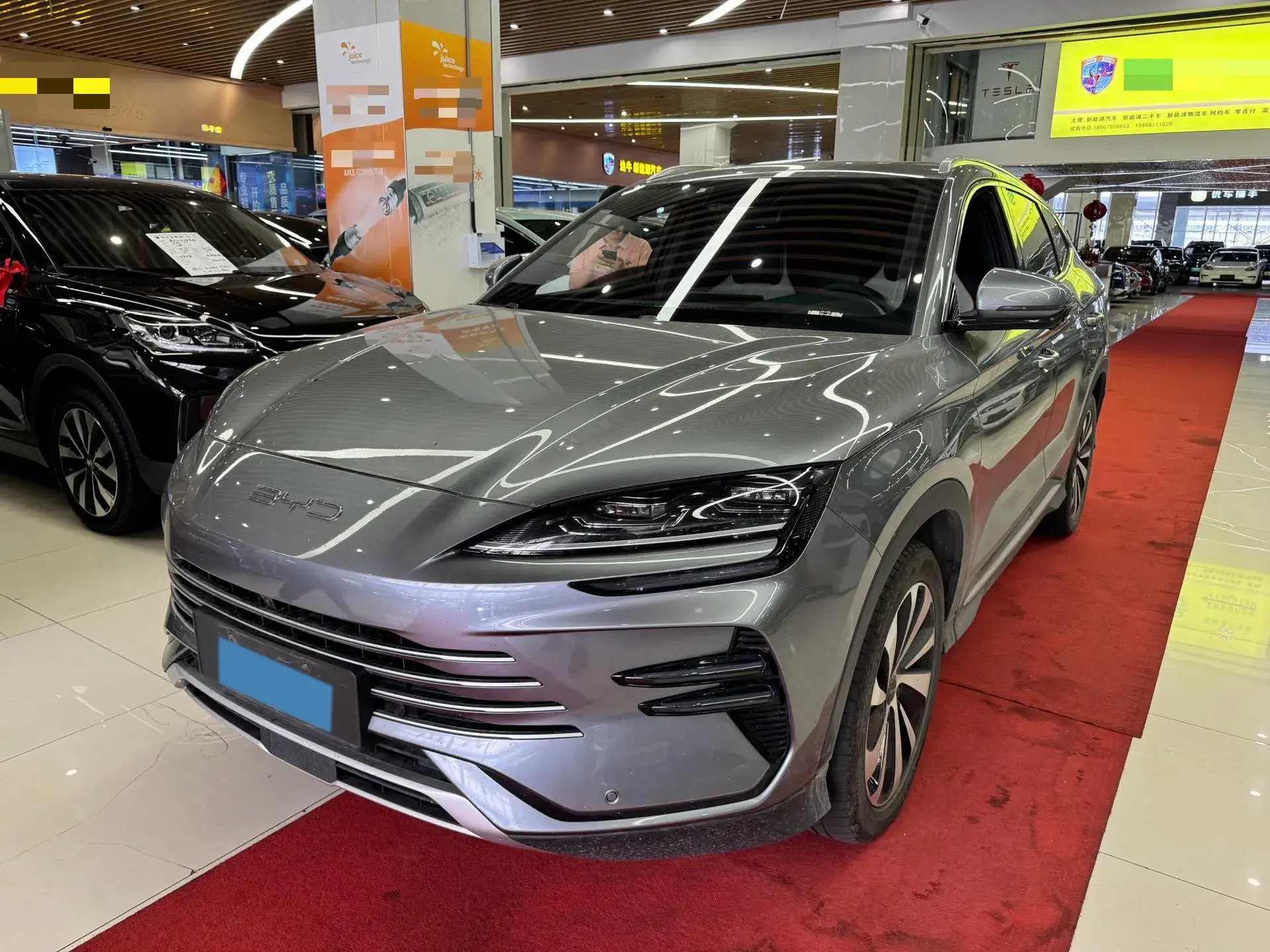 2024 BYD SONG view 1