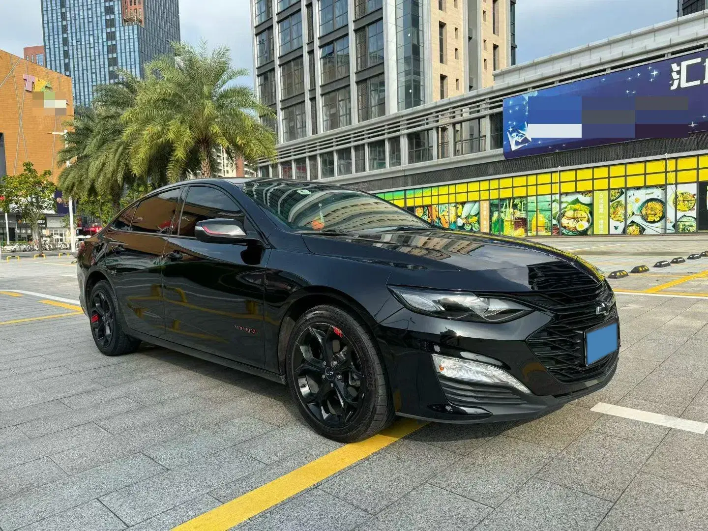 2021 CHEVROLET MALIBU thumbnail 2