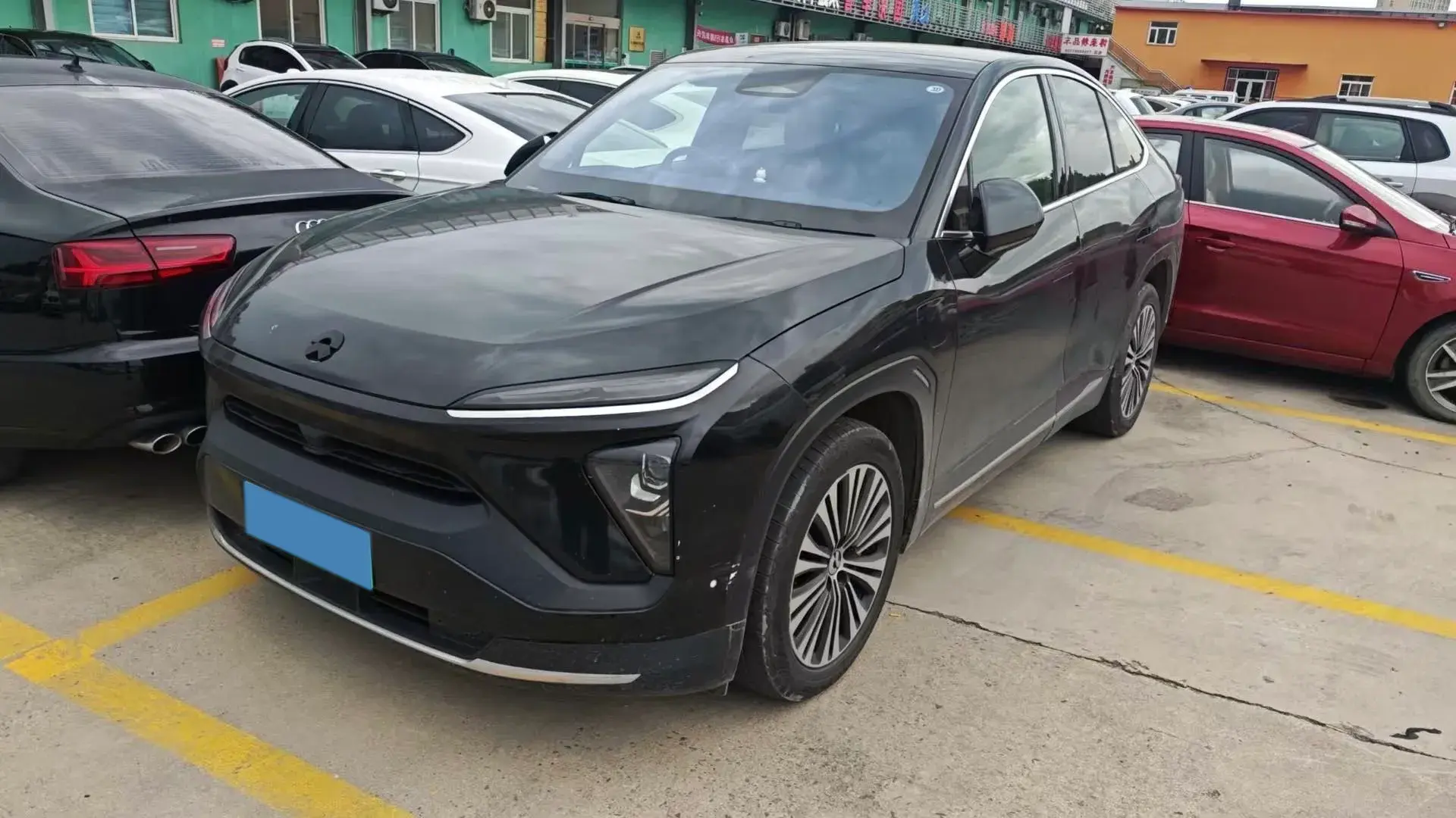 2020 NIO EC6 view 1