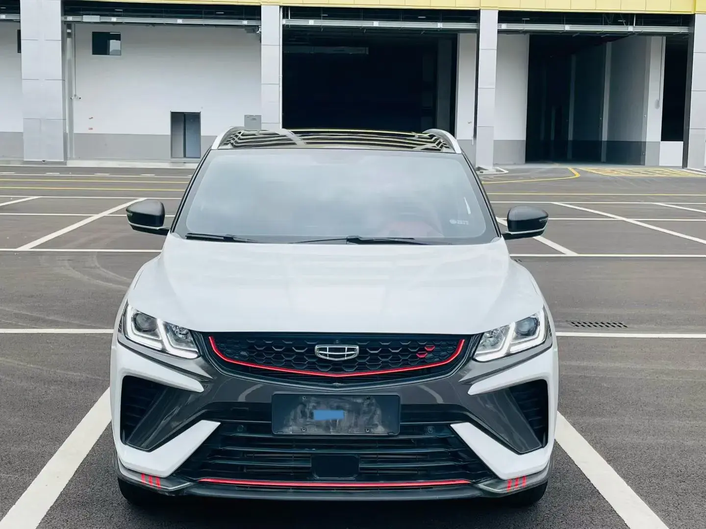 2021 GEELY COOLRAY thumbnail 2