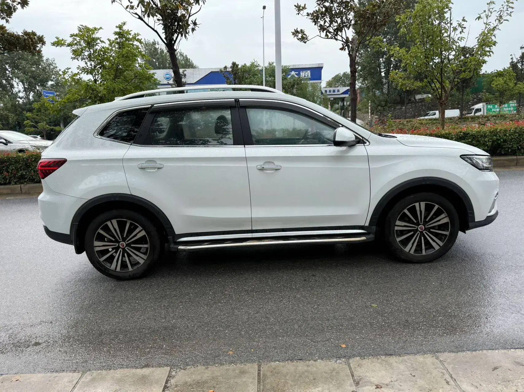 2018 ROEWE RX5 thumbnail 4