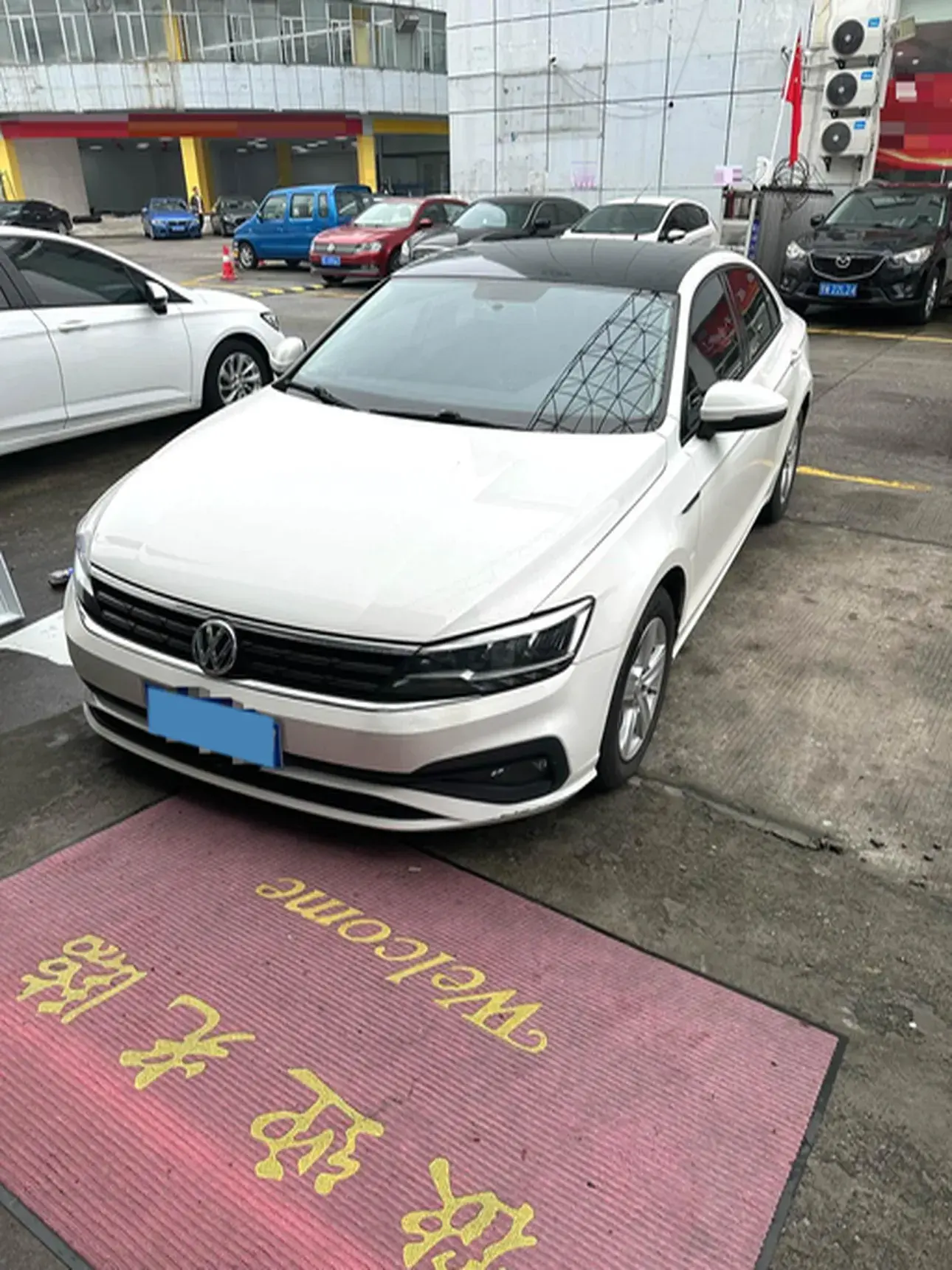 2019 VOLKSWAGEN LAMANDO view 1